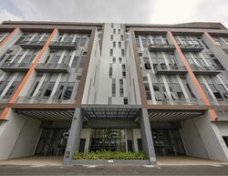 Gambas Crescent (D27), Factory #559861961